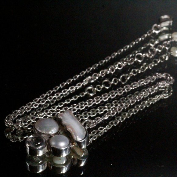 Sterling Silver Mother of Pearl Quartz Modern Necklace - Picture 7 of 10